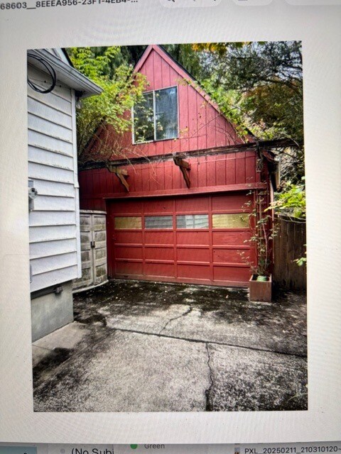 Garaage - 2543 NE 31st Ave