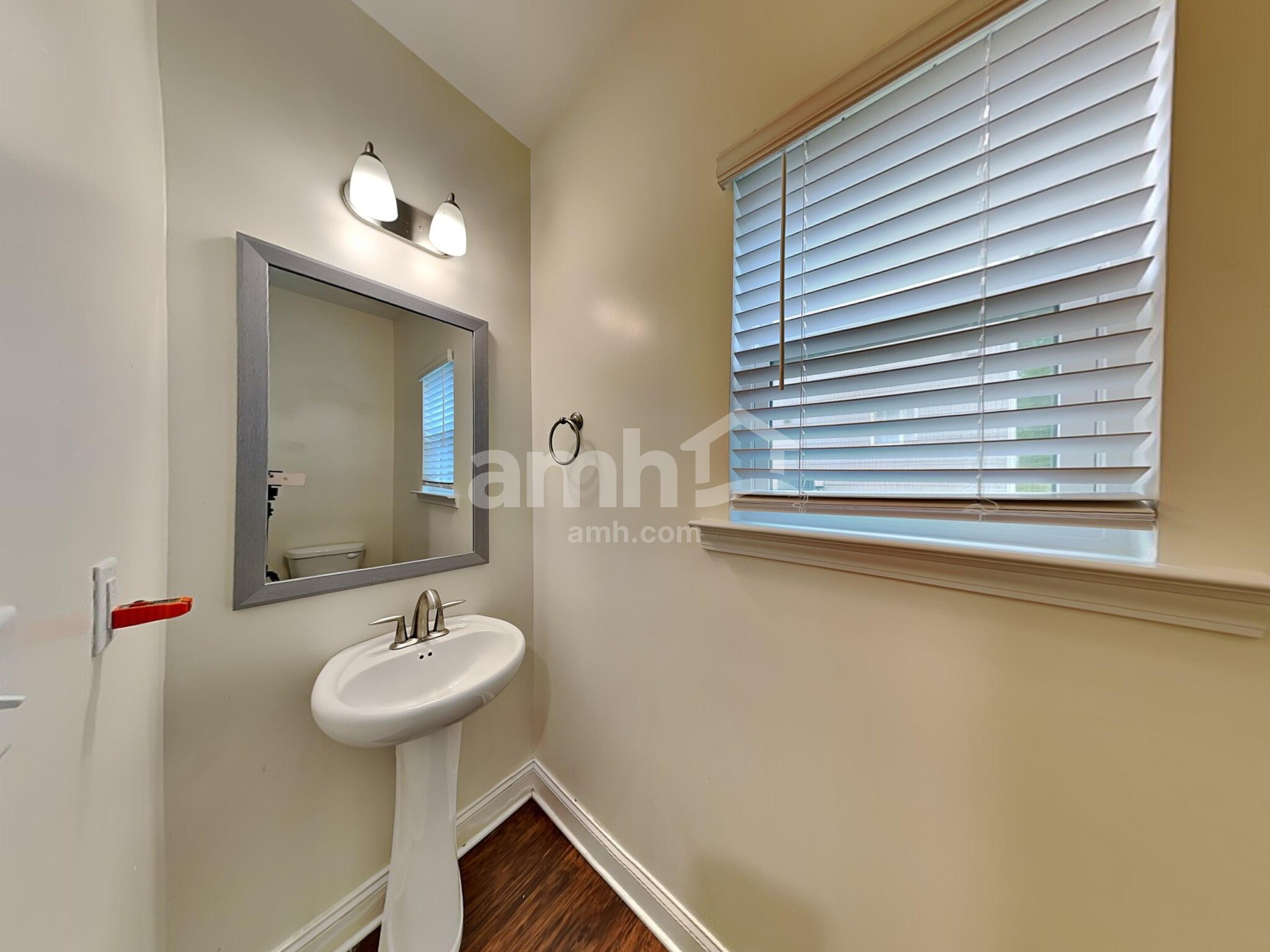 Building Photo - 190 Makenna Dr