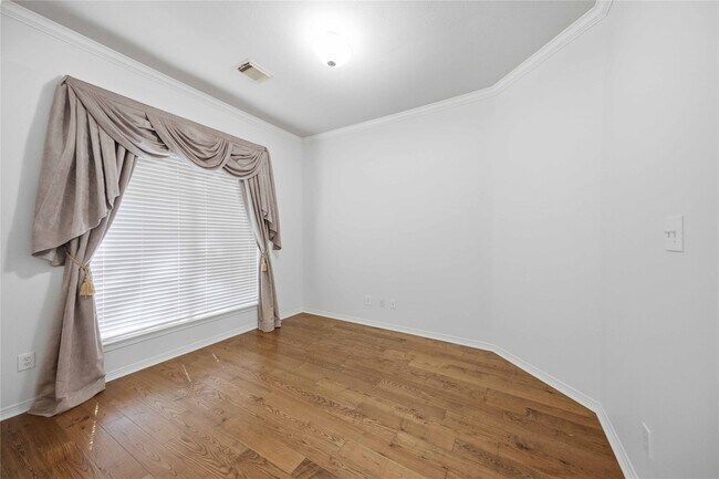 Building Photo - 1511 Baldridge Ln
