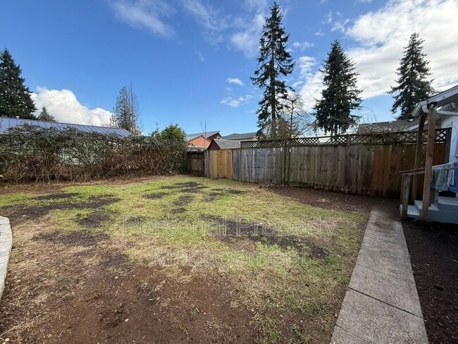 Building Photo - 1103 W St