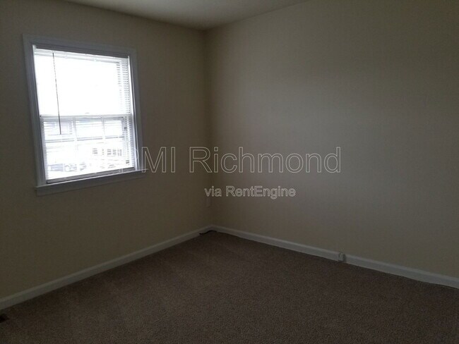 Building Photo - 4615 Chiswell Dr