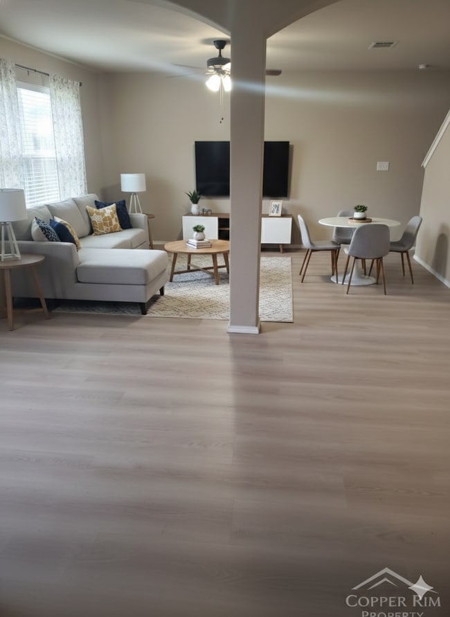 Building Photo - 3415 Copper Rim