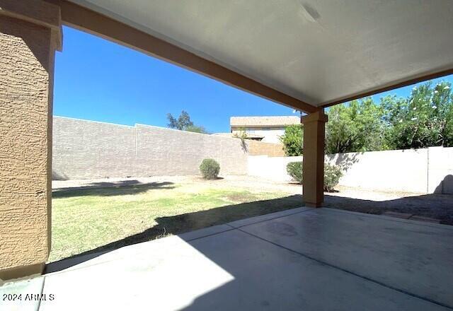 Building Photo - 3950 E Agave Rd