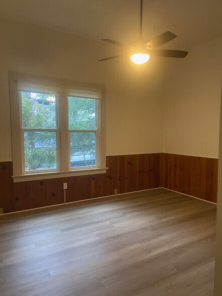 3rd Bedroom / Office / Guestroom - view 2 - 2104 Castro St