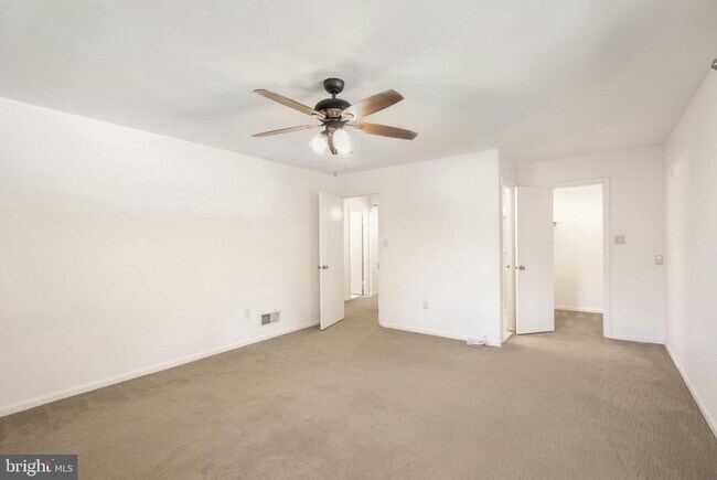 Building Photo - 7223 Reservation Dr