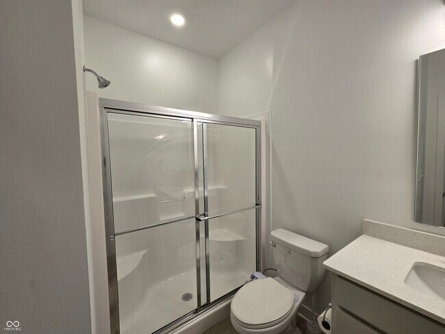 Building Photo - 5128 Summerton St