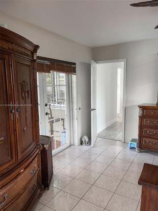 Building Photo - 4115 Madison St