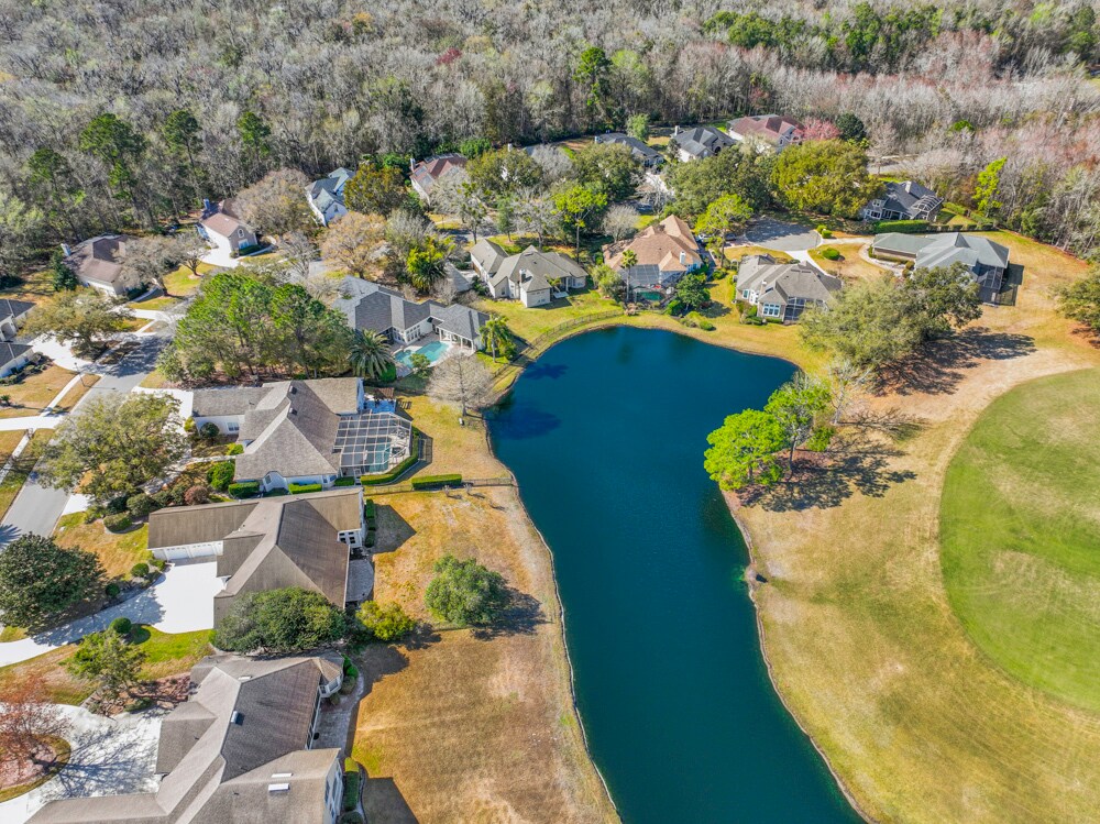 Building Photo - 10061 Vineyard Lake Rd E