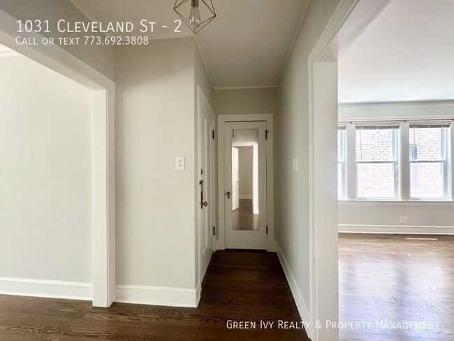 Building Photo - 1031 Cleveland St