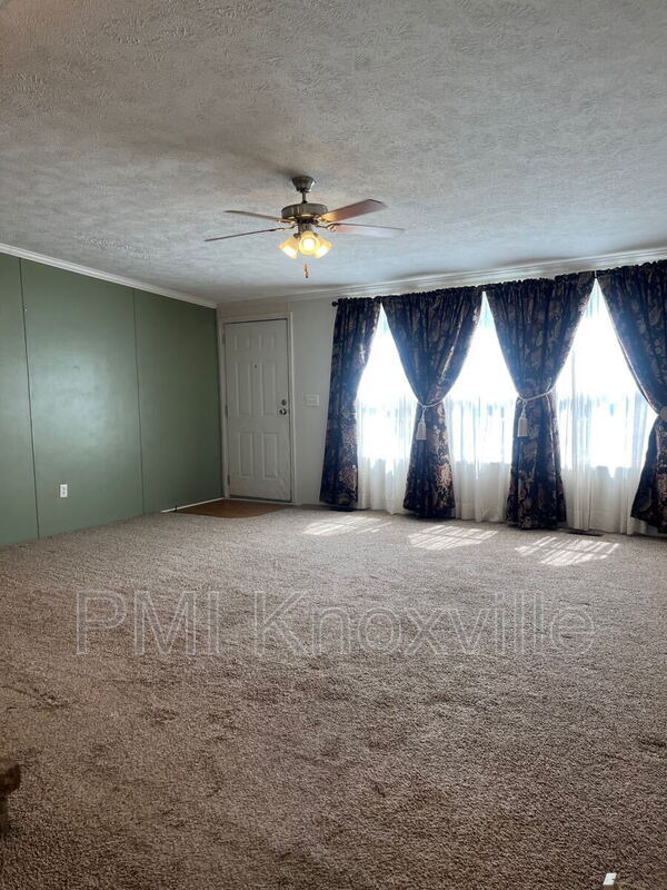 Building Photo - 8821 Trout Rd