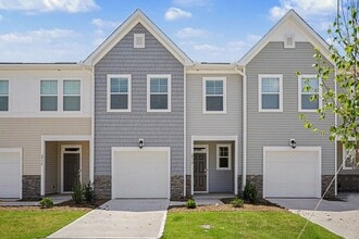 Building Photo - Brand-New Townhome Living in Raleigh!