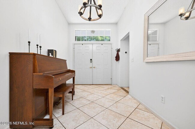 Building Photo - 3534 Millcrest Dr