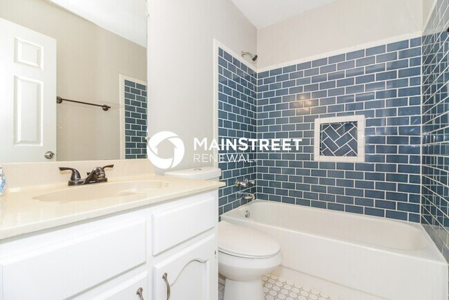 Building Photo - 3 Bedroom Pet-Friendly Home in Olive Branch, MS with Main Street Renewal