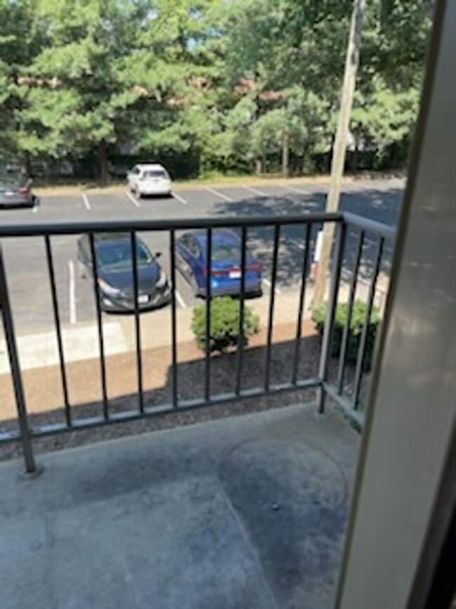 Building Photo - 1600 Renate Dr