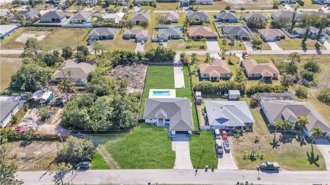 Building Photo - 2836 NW 5th St