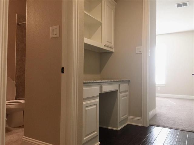 Building Photo - 2623 Kingsford Ln