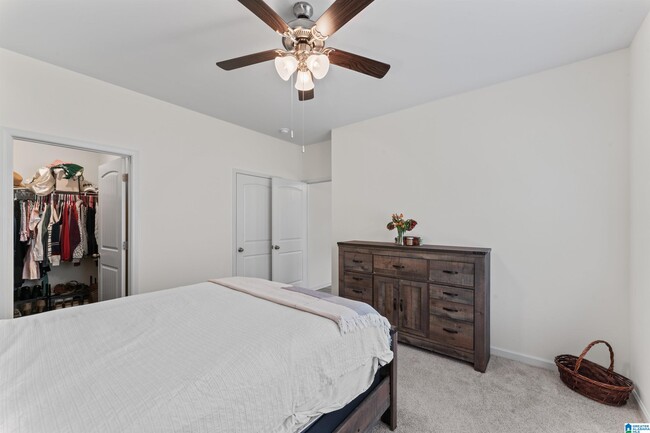 Building Photo - 991 Archers Trail N