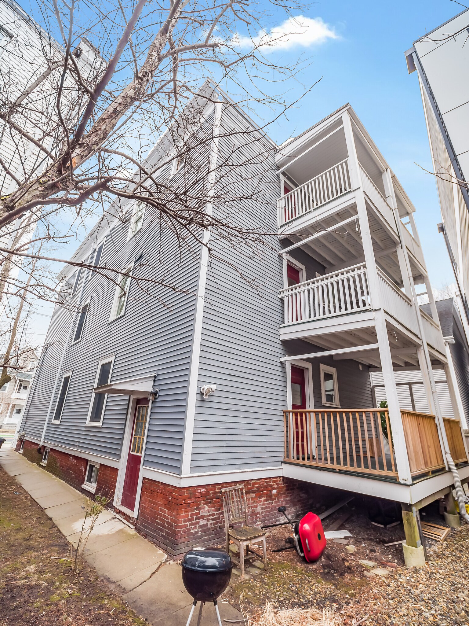 Building Photo - 318 Beacon St
