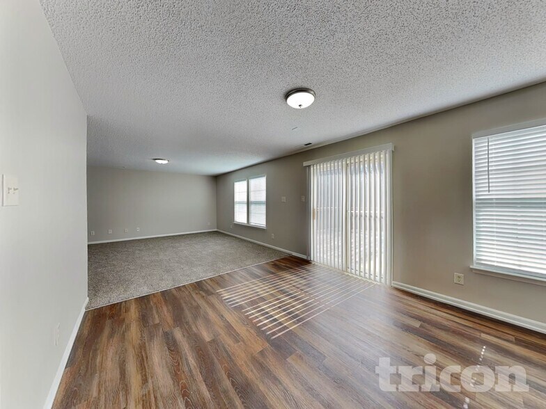 Building Photo - 9017 Southernwood Way