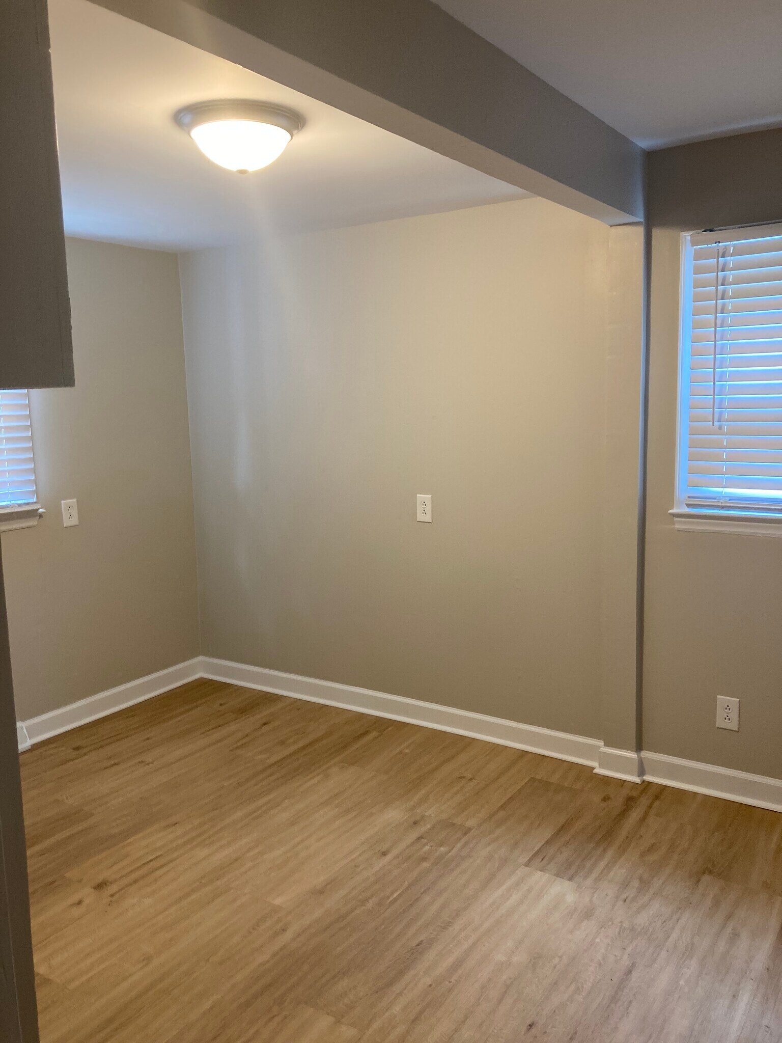 Laundry Room - 1200 S Highland Ave