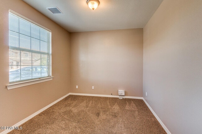 Building Photo - 12664 Paseo Rae Ave