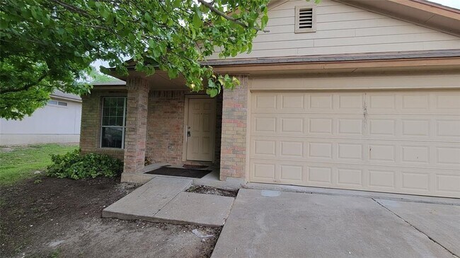 Building Photo - 339 Marquitos Dr