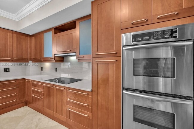 Building Photo - 333 Las Olas Way