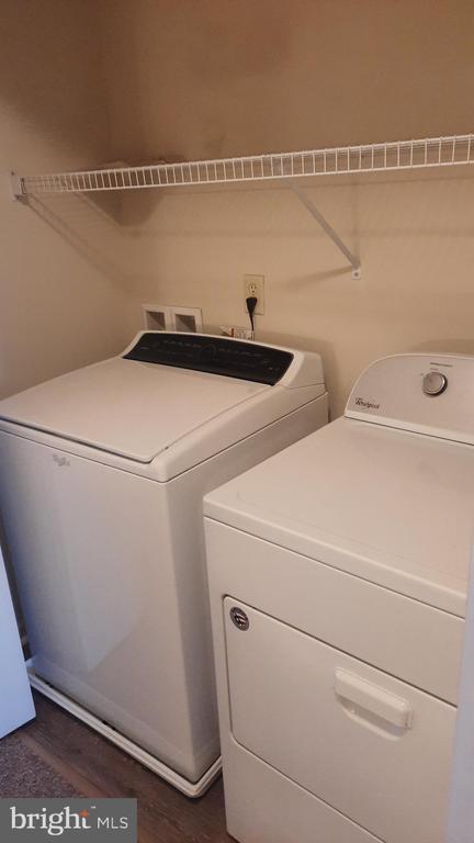 Building Photo - 325 Antilles Court