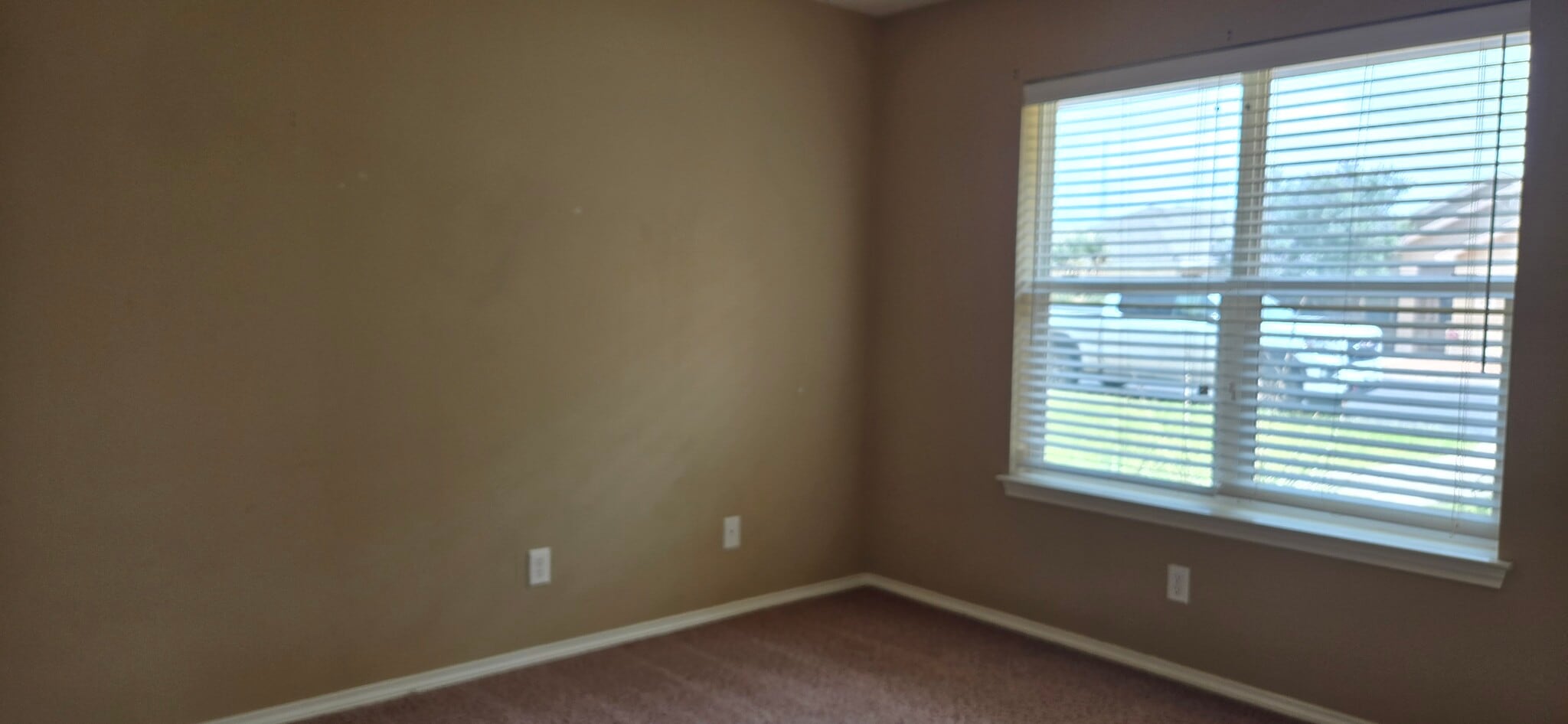 Building Photo - 4217 Lexington Pl