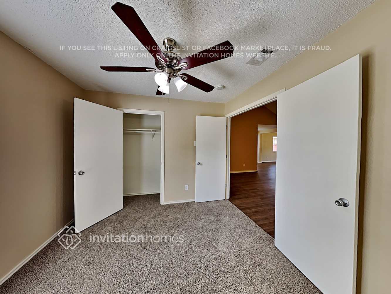 Building Photo - 2306 Lakeshore Ln