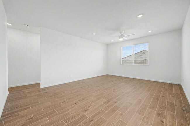 Building Photo - 17737 W Illini St