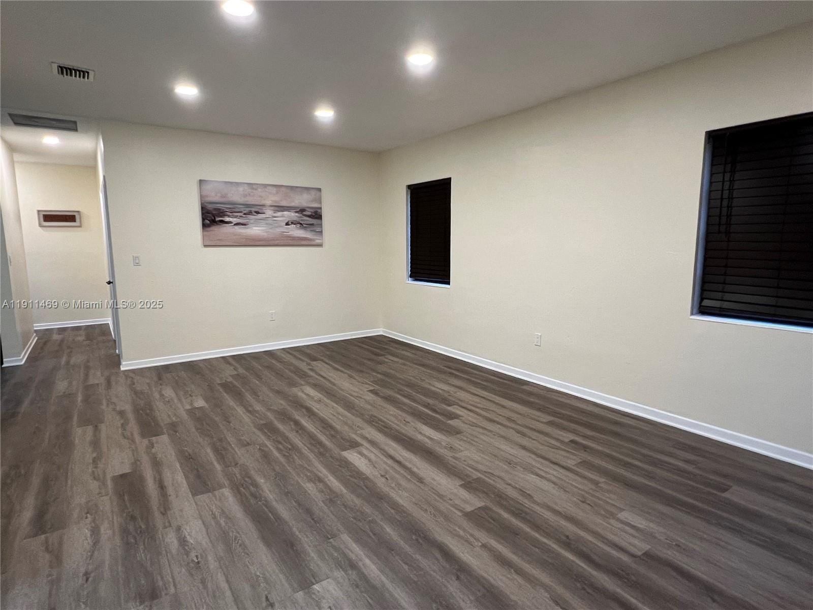 Building Photo - 189 Glendale Dr