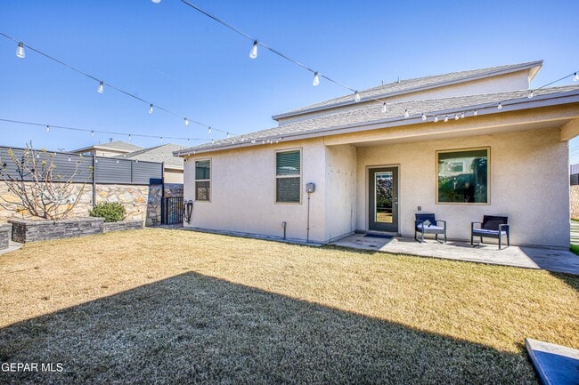 Building Photo - 1621 Sam Dominguez St