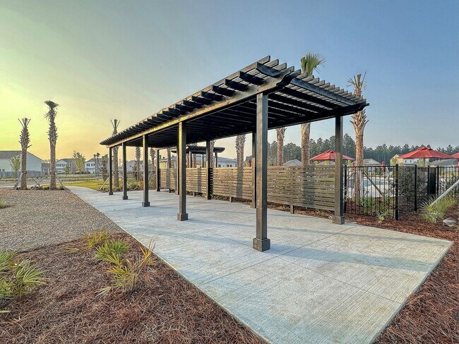 Building Photo - 424 Pender Woods Dr