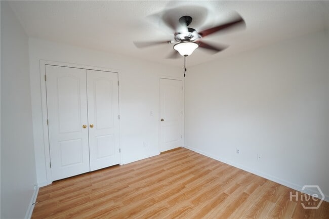 Building Photo - 108 Steven St