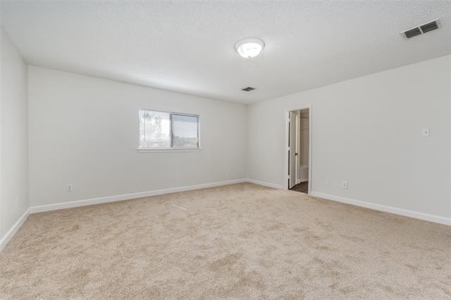 Building Photo - 2160 Glenhaven Dr