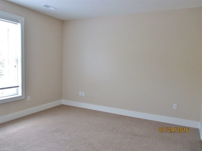 Building Photo - 4 br, 3 bath Condo - 1908 Geddes Ave 1908 ...