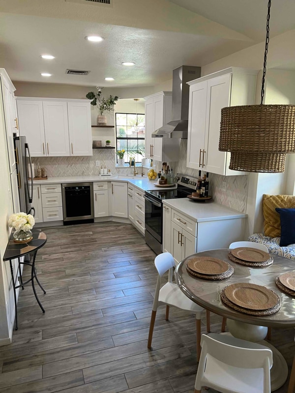 Building Photo - 946 E Cullumber St