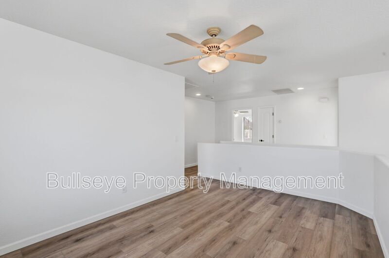 Building Photo - 27513 N 63rd Dr