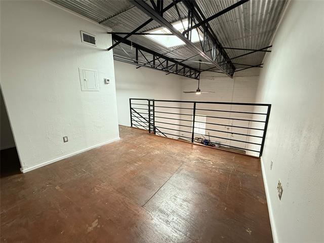 Building Photo - 3129 Ross Ave