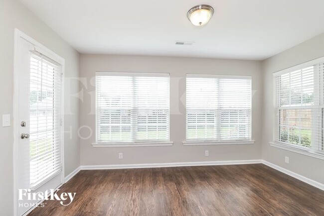 Building Photo - 4056 Leak Creek Ct