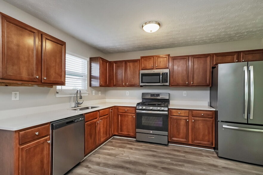 Building Photo - 35 Franklin Way