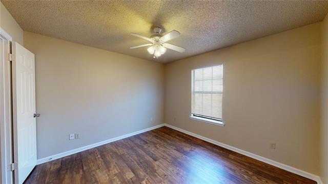 Building Photo - 214 Renfro St