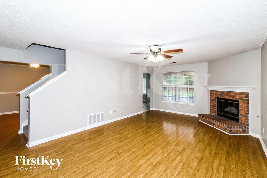 Building Photo - 9238 Fletcher Wood Dr