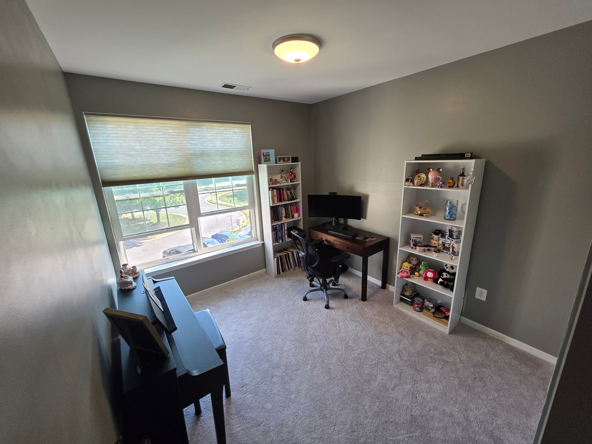 2nd Bedroom - 43300 Marymount Ter