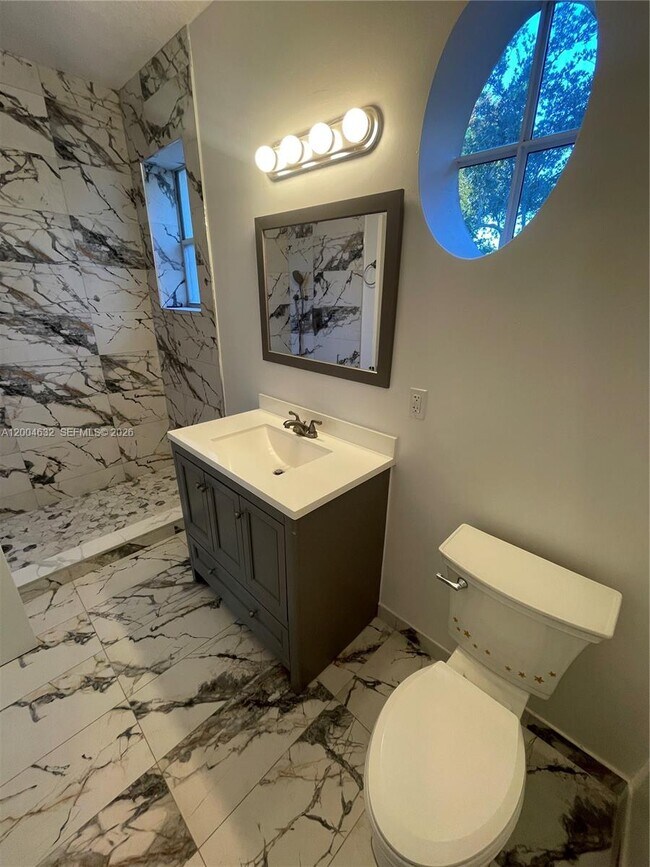 Building Photo - 8423 NW 138th Terrace