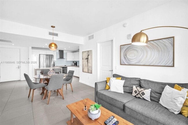 Building Photo - 1600 NE 1st Ave