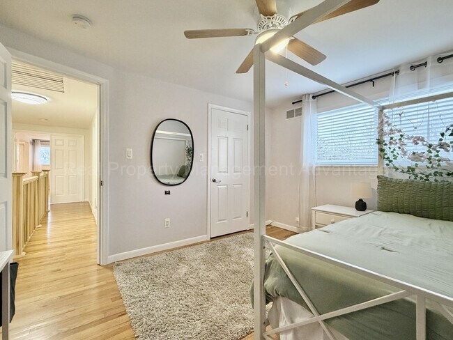 Building Photo - Spacious 4-Bedroom Colonial Minutes from Birmingham