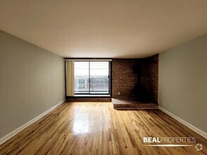 Building Photo - 0 bedroom in CHICAGO IL 60610