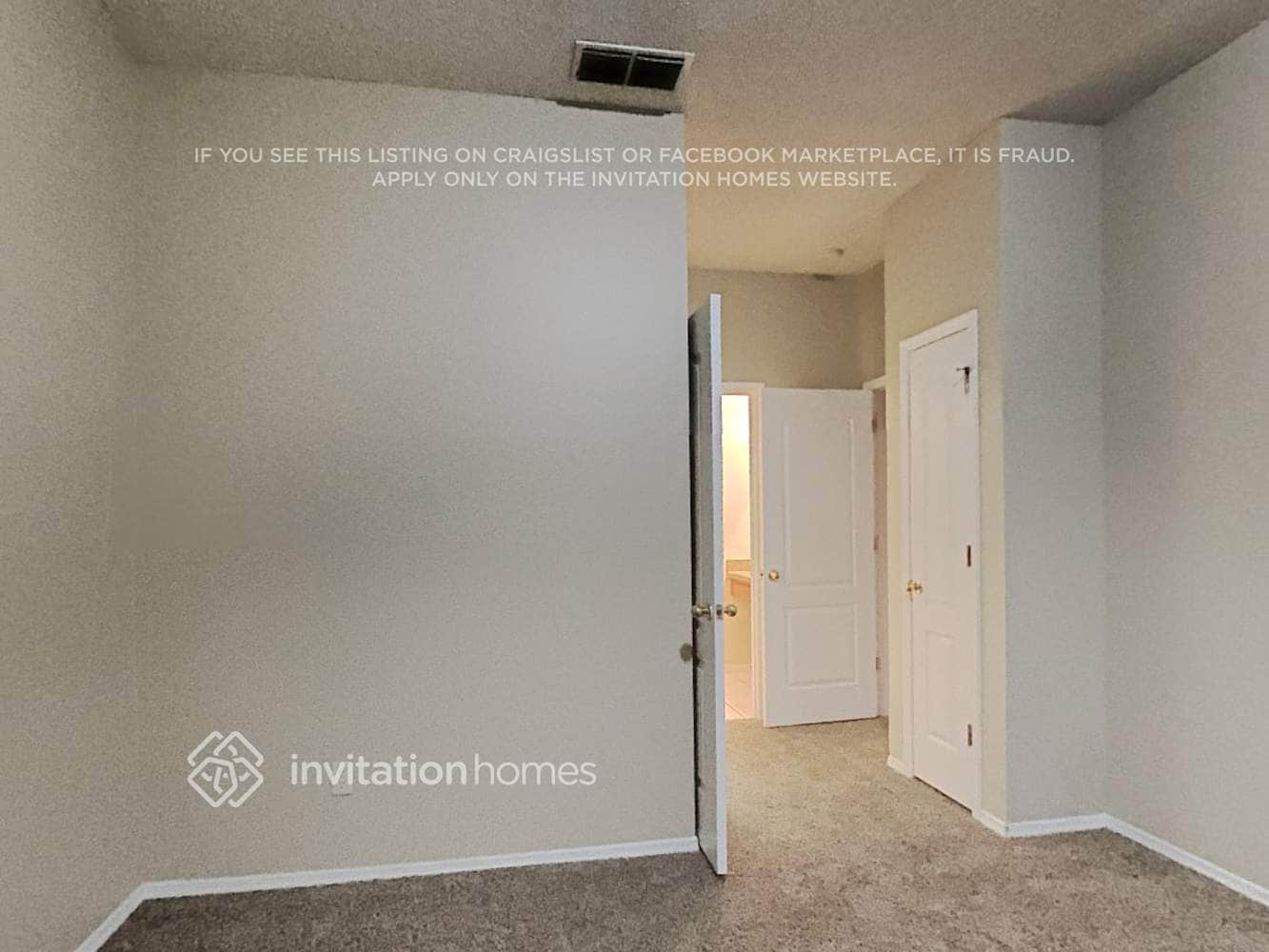 Building Photo - 2430 Leaning Pine St